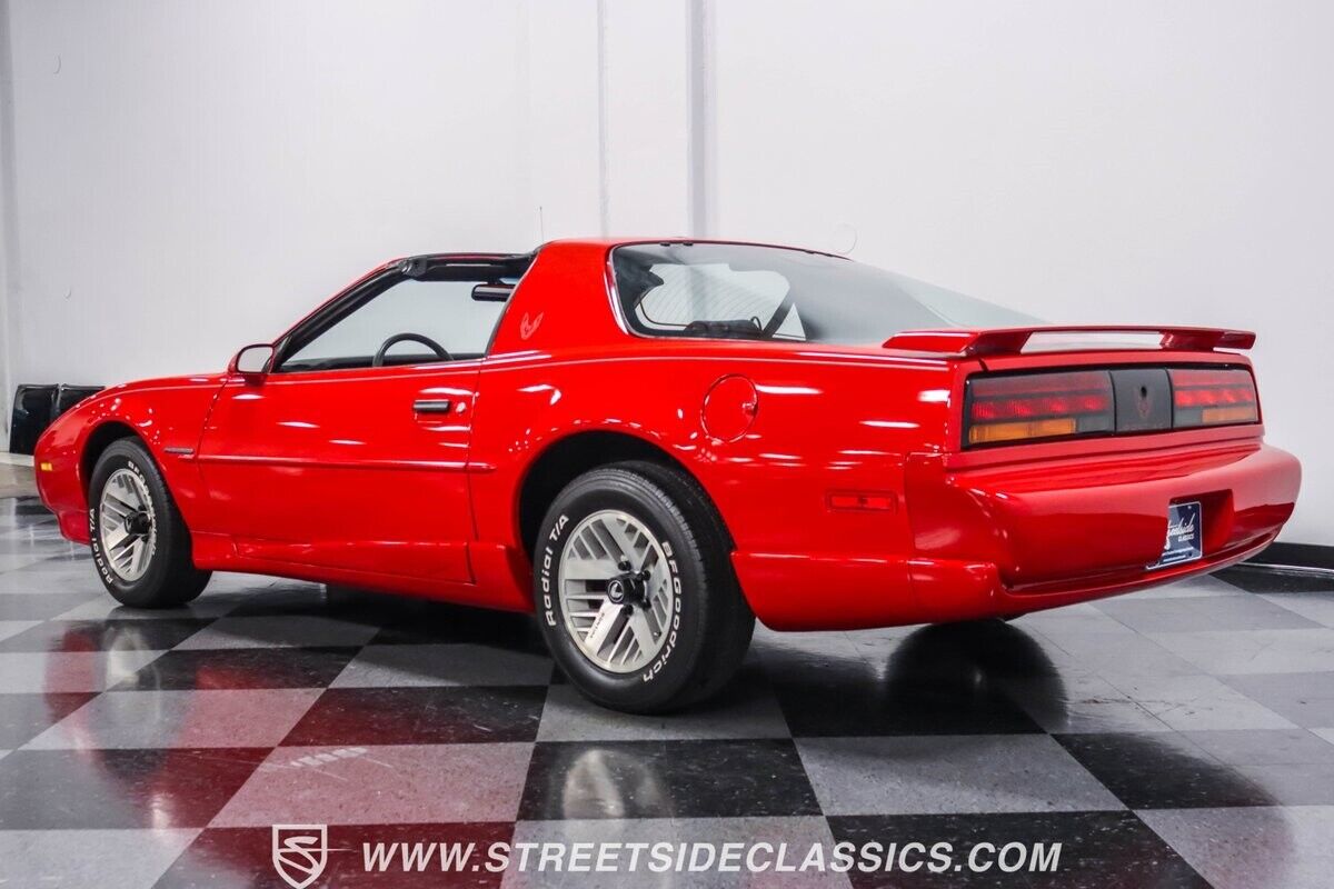 Pontiac-Firebird-Coupe-1992-7