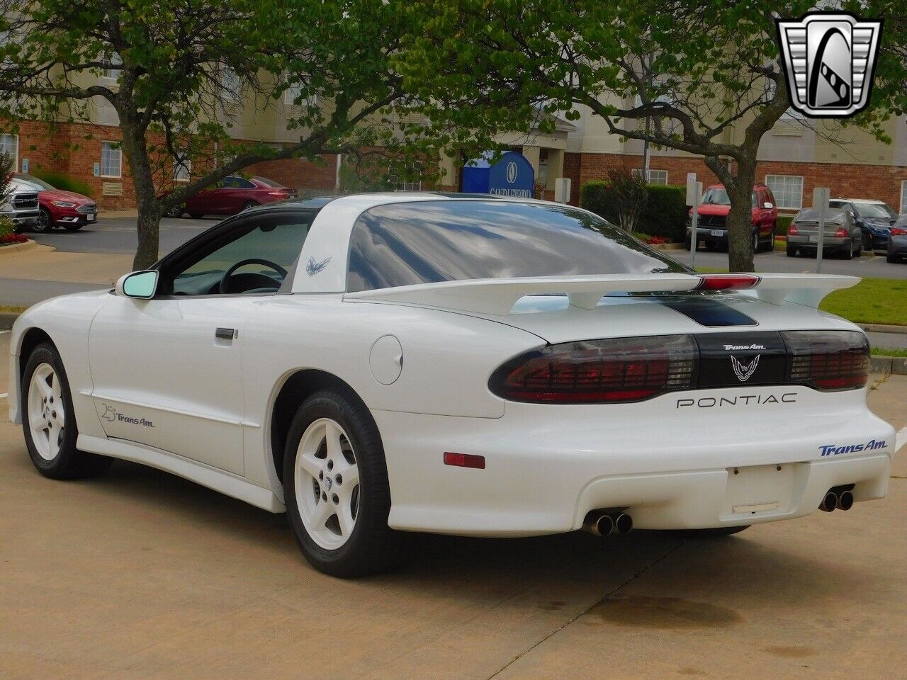 Pontiac-Firebird-Coupe-1994-5