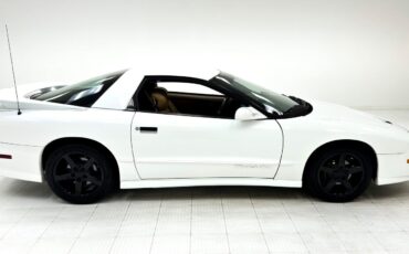 Pontiac-Firebird-Coupe-1994-5