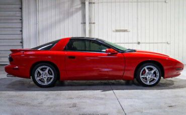 Pontiac-Firebird-Coupe-1995-8