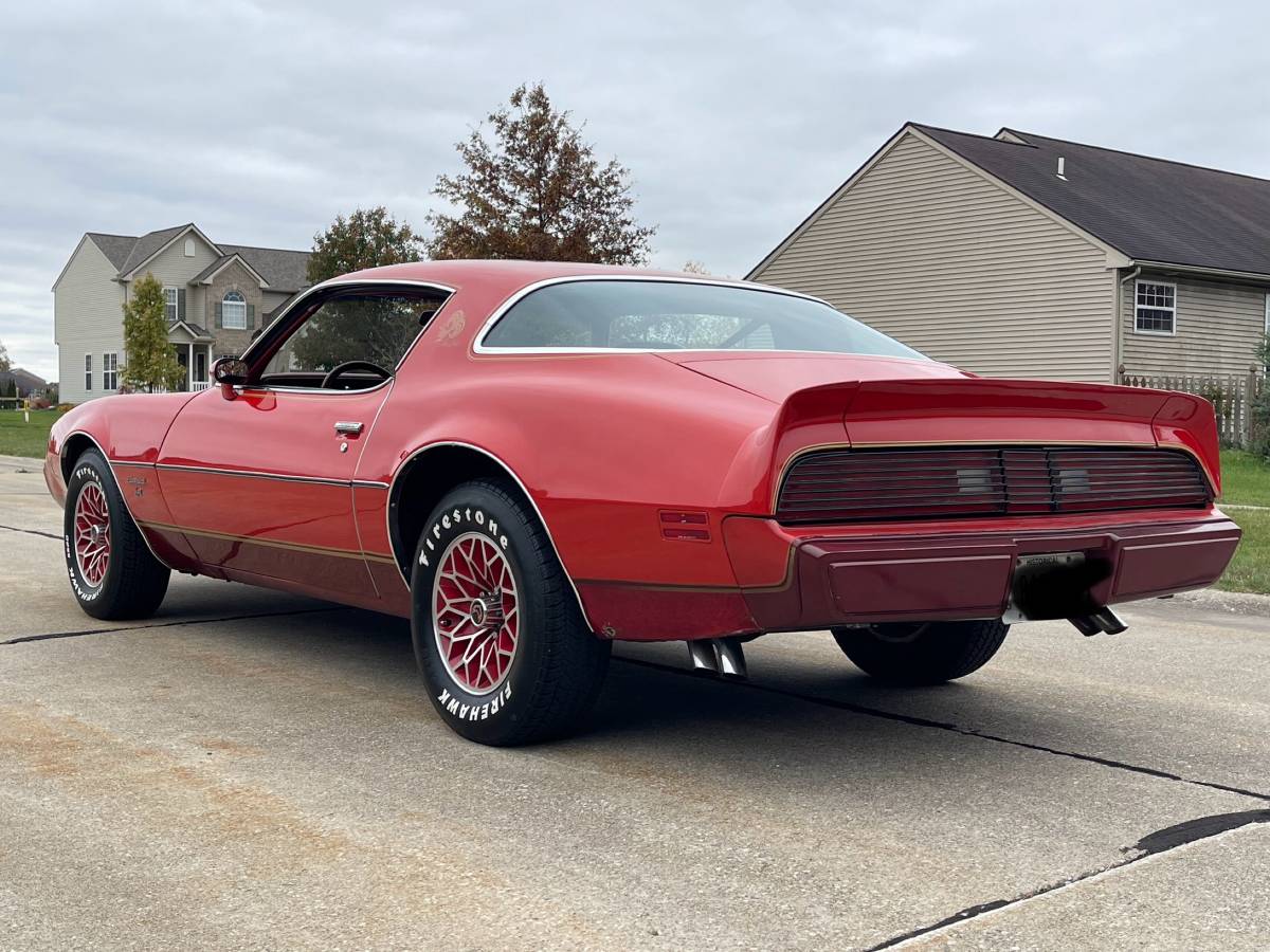 Pontiac-Firebird-esprit-1979-2