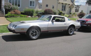 Pontiac-Firebird-formula-1979-22