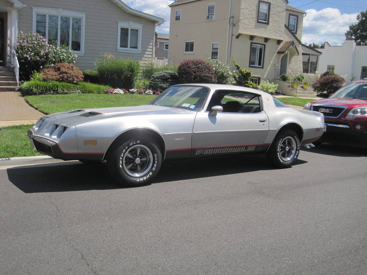 Pontiac-Firebird-formula-1979-22