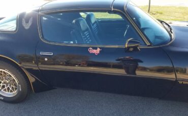 Pontiac-Firebird-transam-1981-7