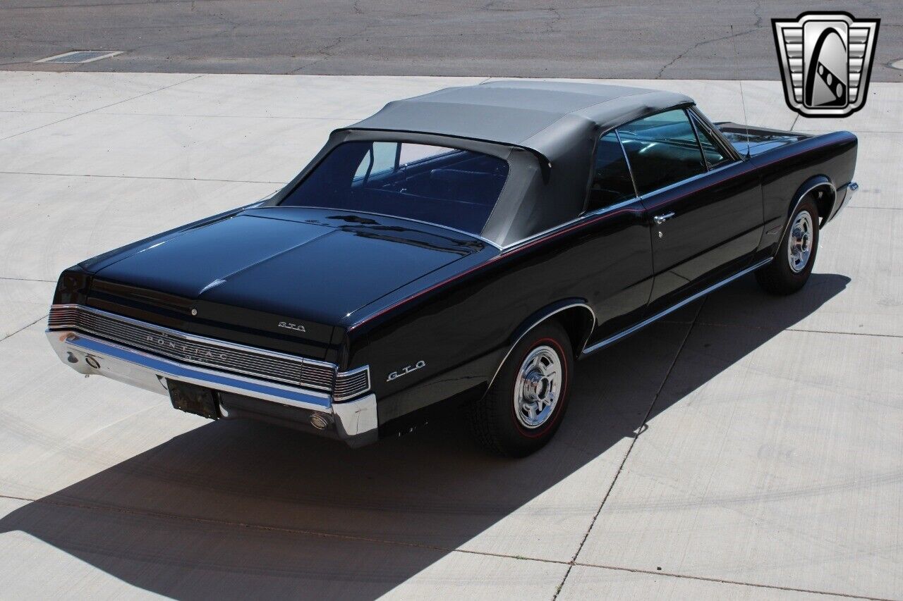 Pontiac-GTO-1965-11