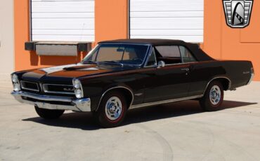 Pontiac-GTO-1965-3