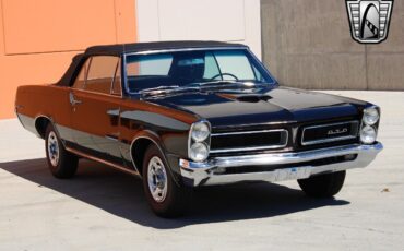 Pontiac-GTO-1965-5