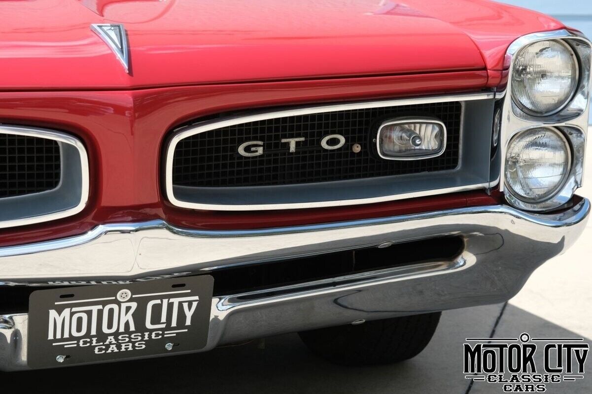 Pontiac-GTO-1966-11