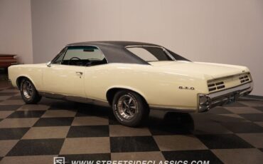 Pontiac-GTO-1967-11