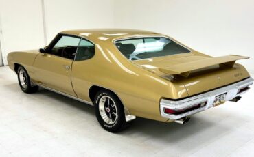 Pontiac-GTO-1970-2