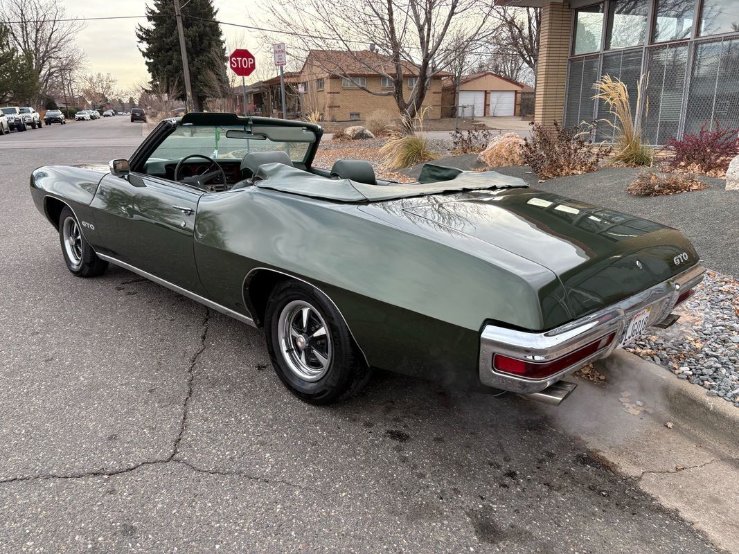 Pontiac-GTO-1970-26