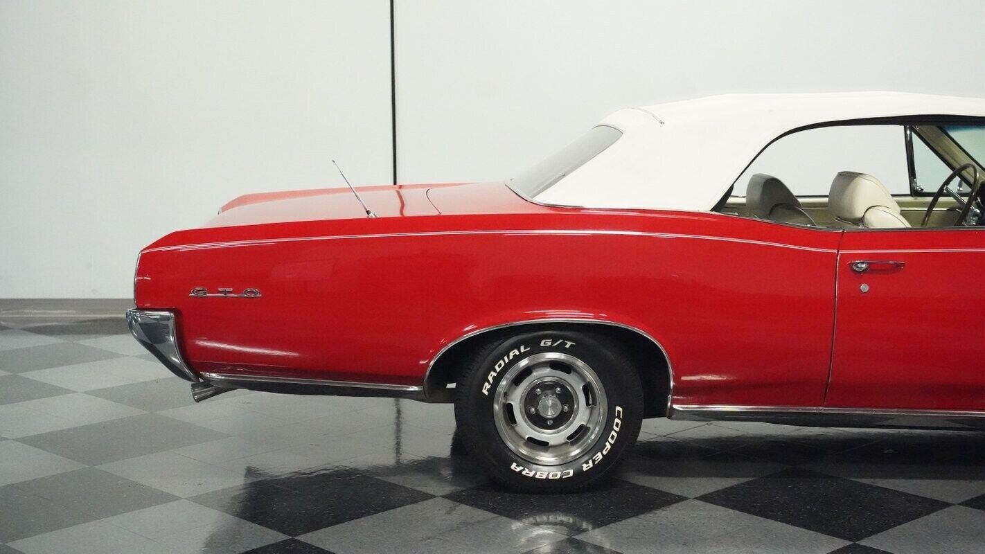 Pontiac-GTO-Cabriolet-1966-25