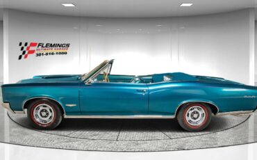 Pontiac-GTO-Cabriolet-1966-3