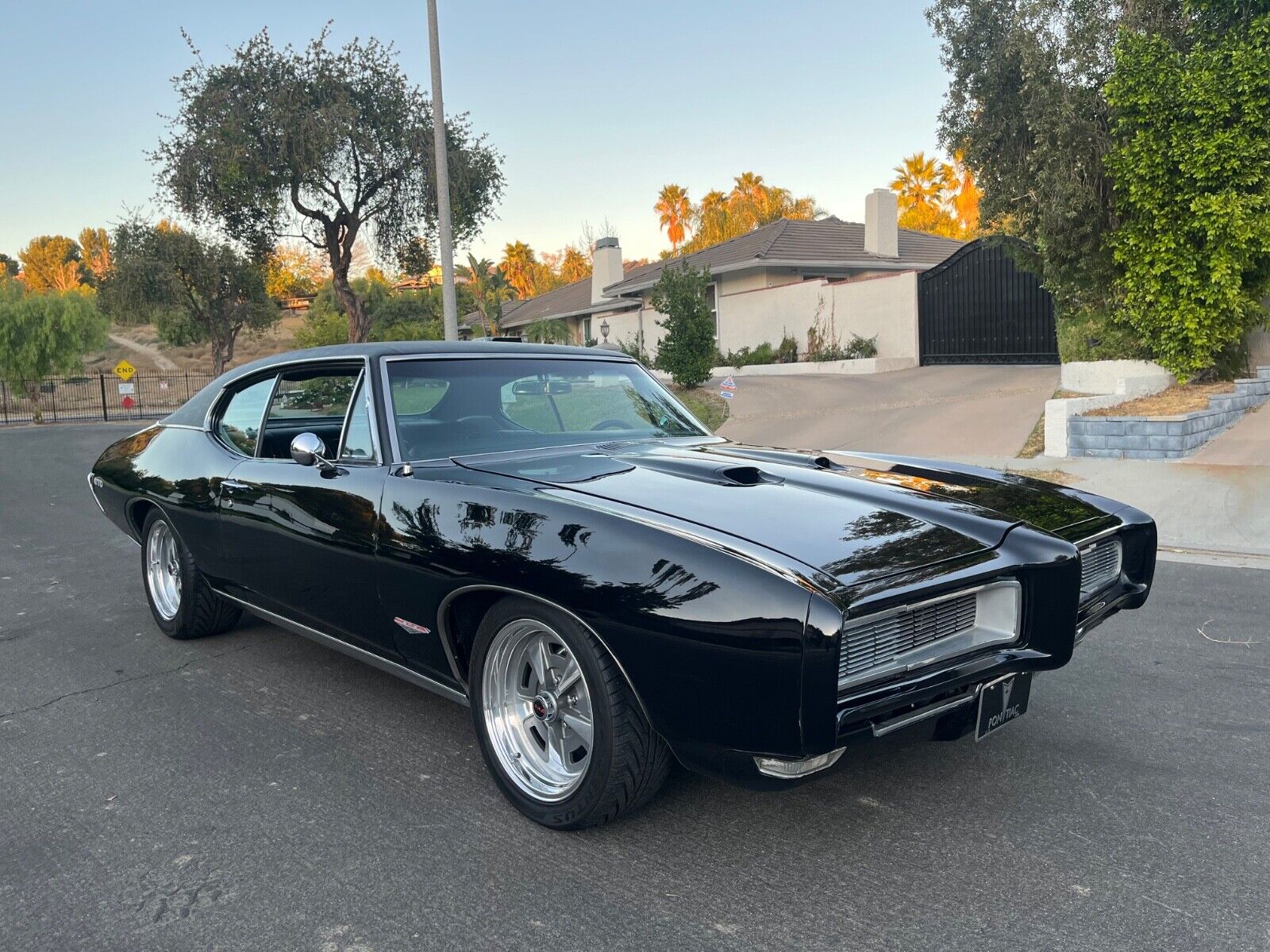 Pontiac-GTO-Coupe-1968-1