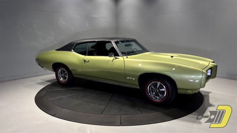 Pontiac-GTO-Coupe-1969-11