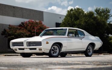 Pontiac-GTO-Coupe-1969-2