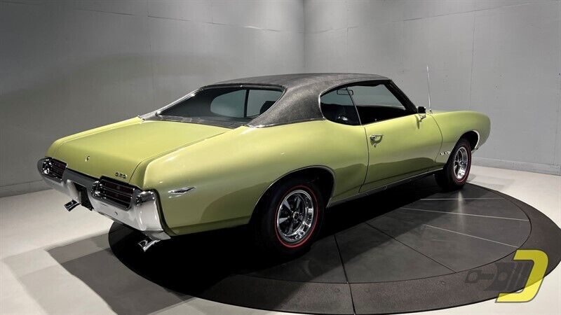 Pontiac-GTO-Coupe-1969-29