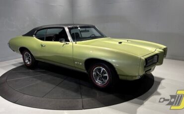 Pontiac-GTO-Coupe-1969-30