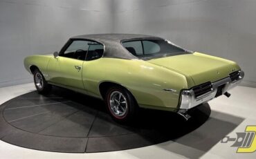 Pontiac-GTO-Coupe-1969-31