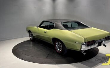 Pontiac-GTO-Coupe-1969-4