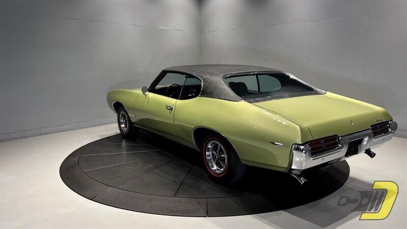 Pontiac-GTO-Coupe-1969-4