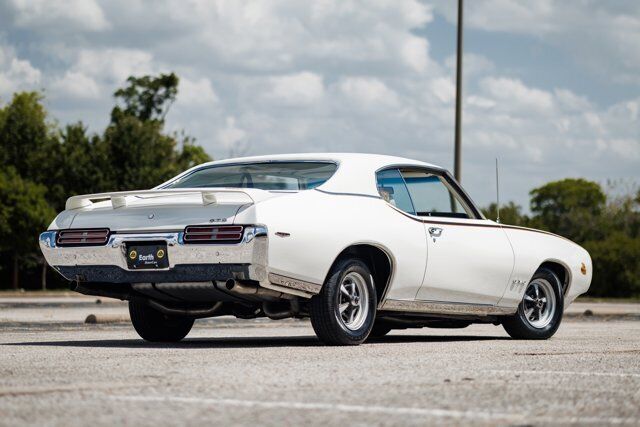 Pontiac-GTO-Coupe-1969-9