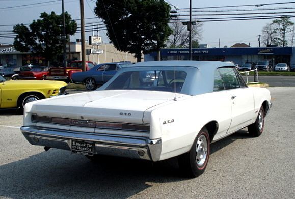 Pontiac-GTO-Documented-Cabriolet-1964-8