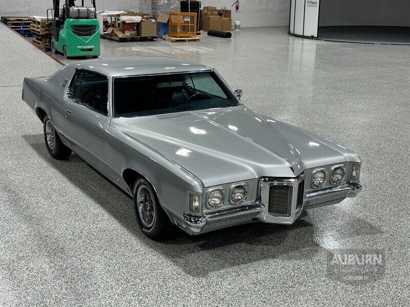 Pontiac-Grand-Prix-1969-13