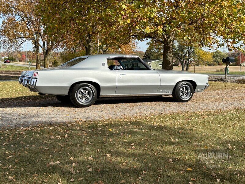 Pontiac-Grand-Prix-1969-6