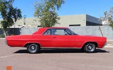 Pontiac-Grand-Prix-Coupe-1964-34