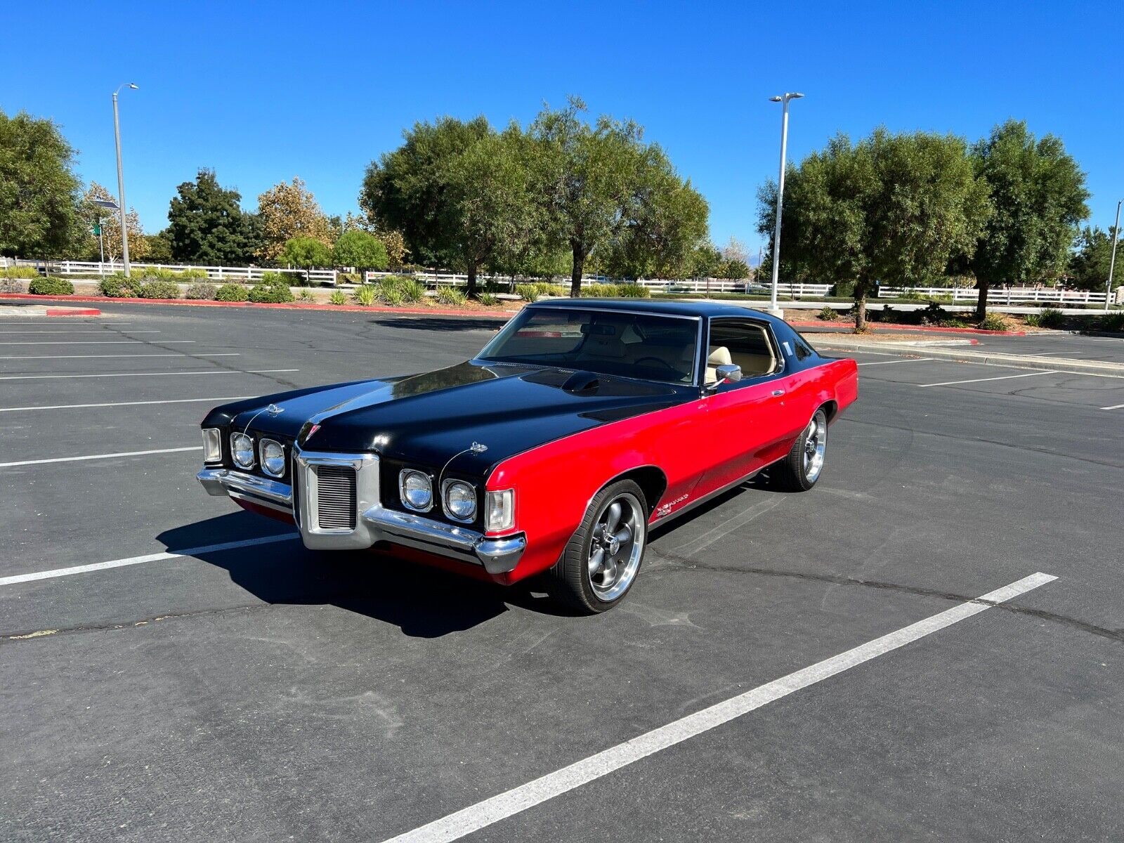 Pontiac-Grand-Prix-Coupe-1969-2