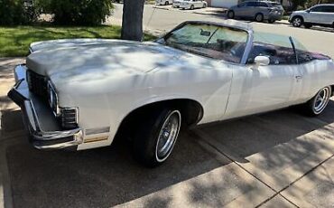 Pontiac-Grand-Ville-1973-2