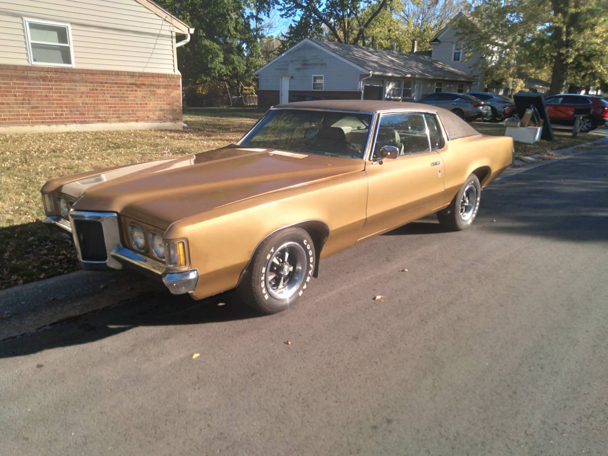 Pontiac-Grand-prix-1970-14