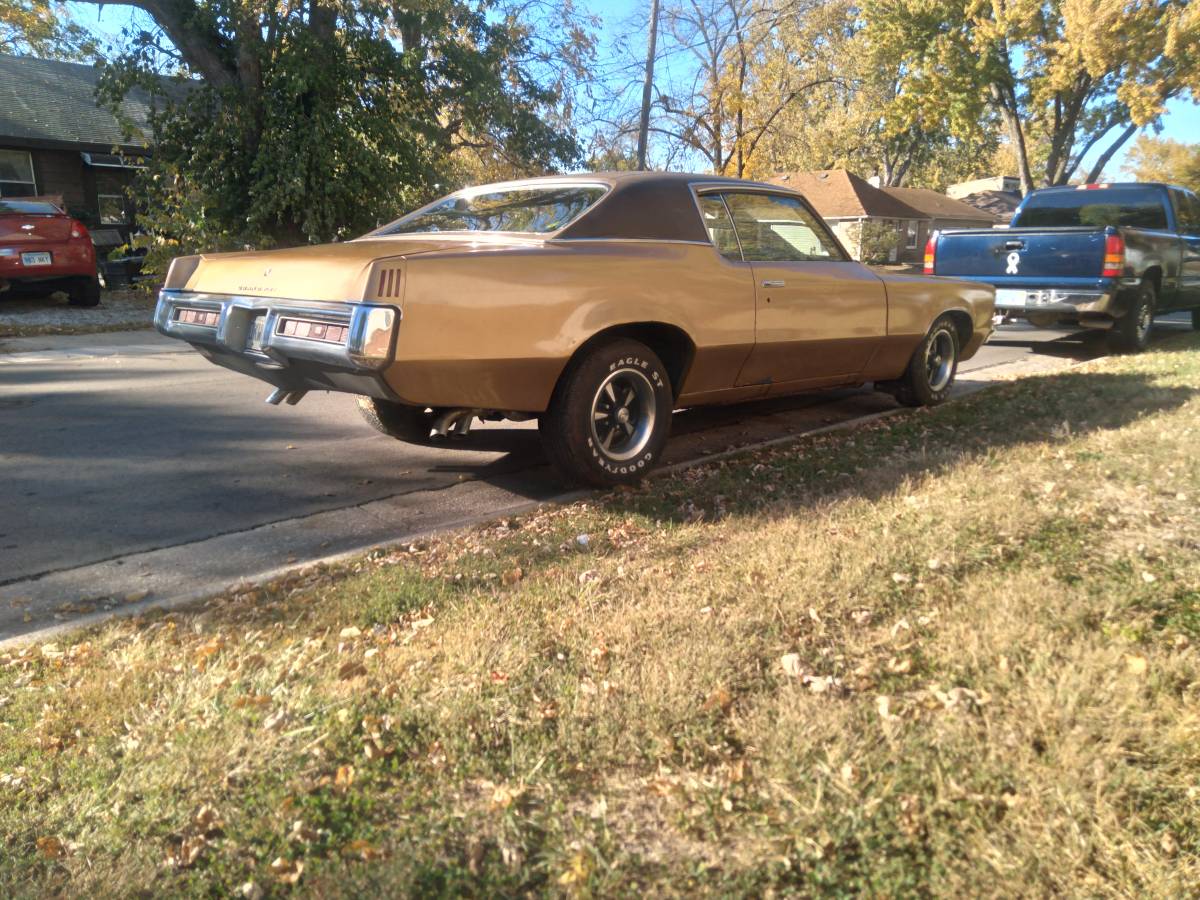 Pontiac-Grand-prix-1970-2