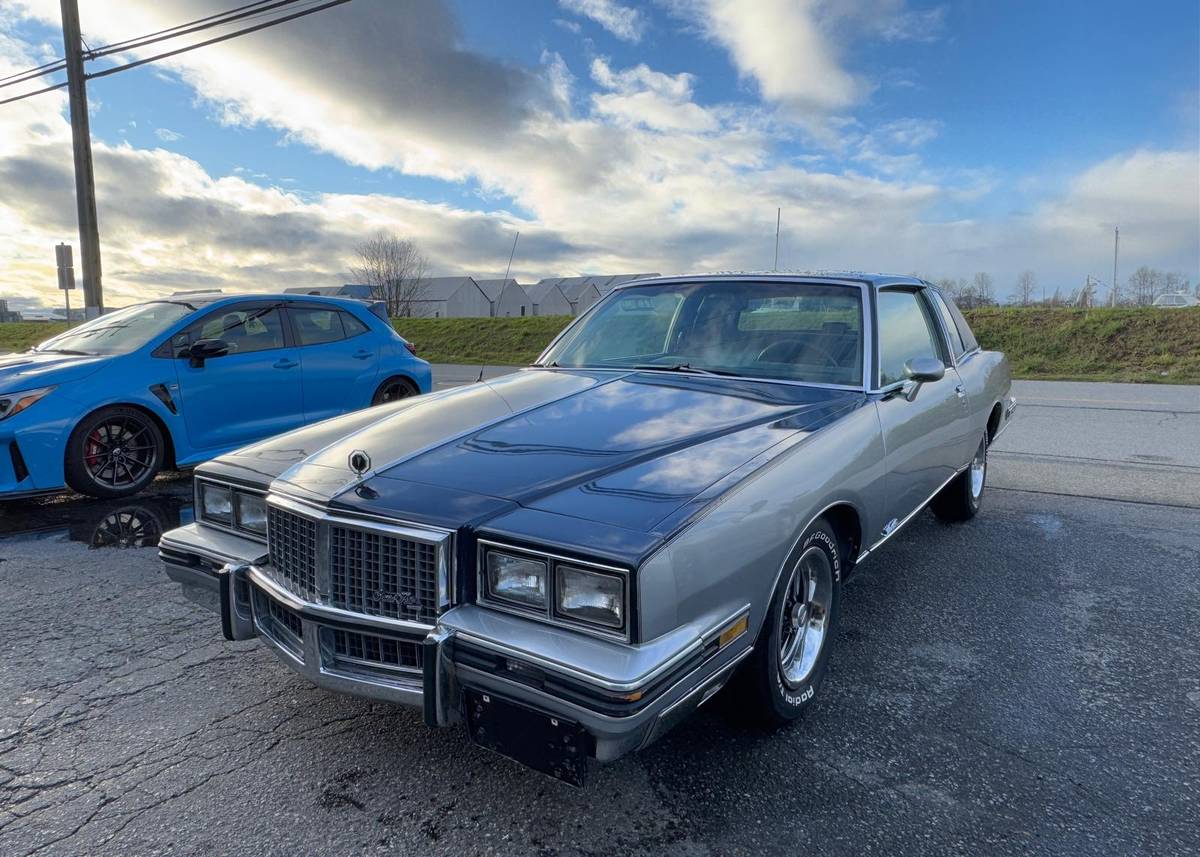 Pontiac-Grand-prix-brougham-1986-1