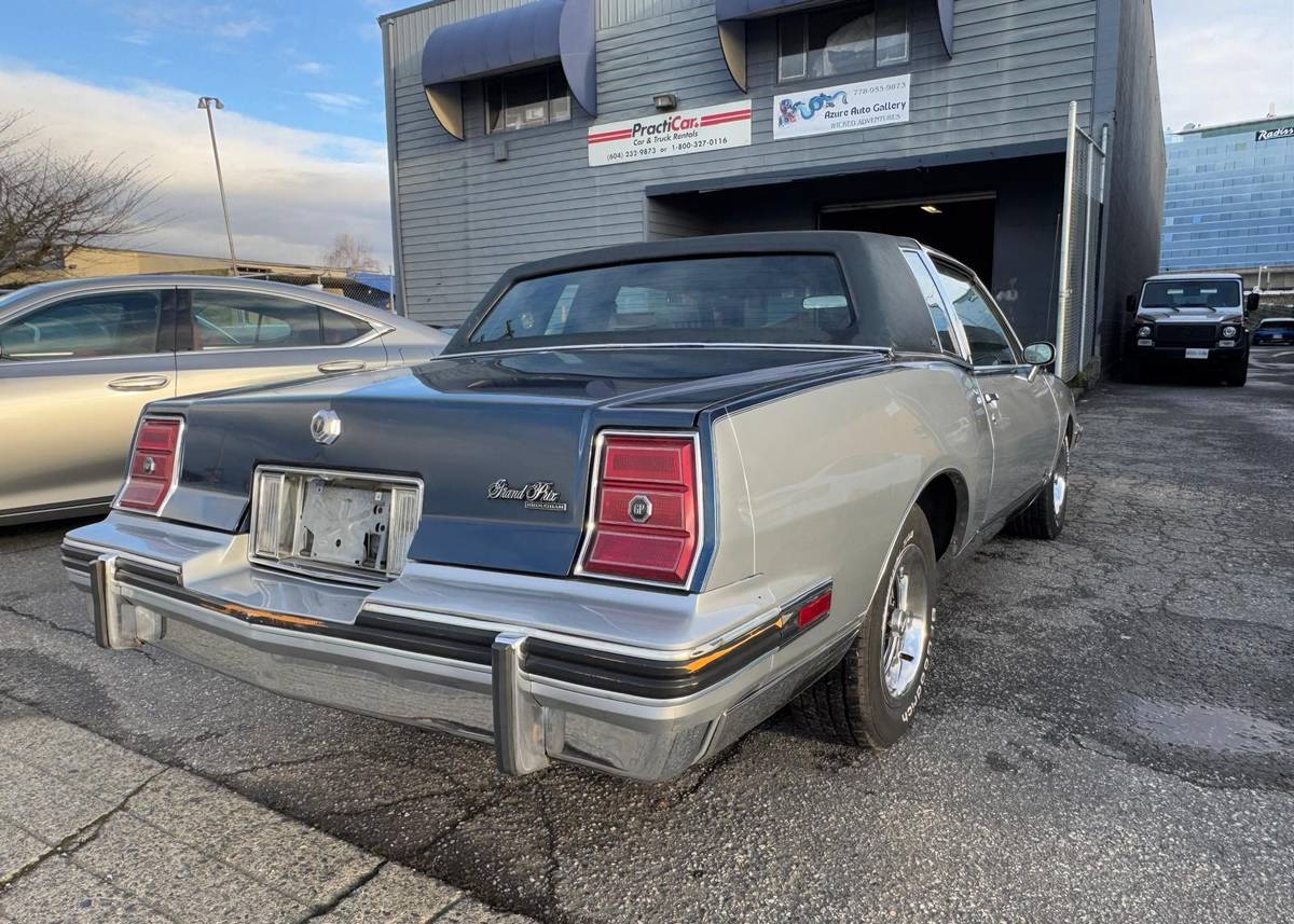 Pontiac-Grand-prix-brougham-1986-3