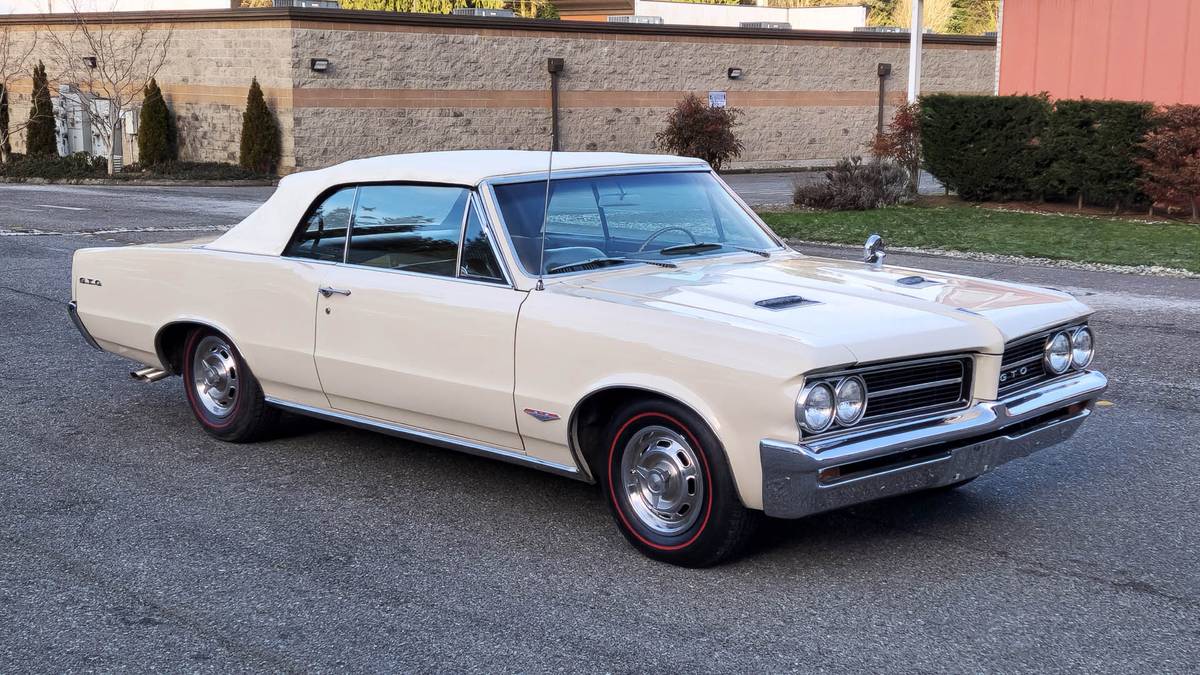 Pontiac-Gto-1964-2