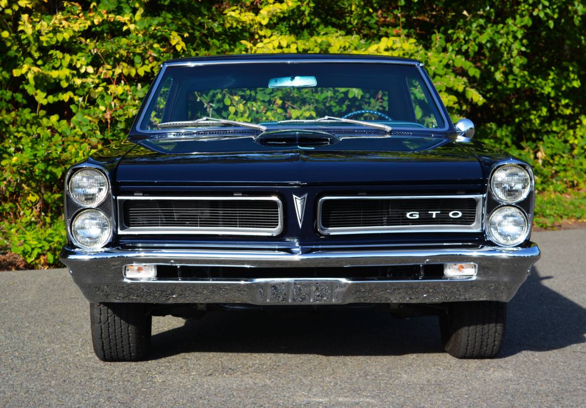 Pontiac-Gto-1965-1