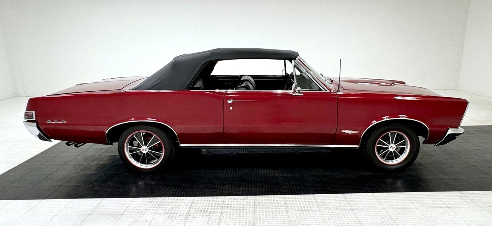 Pontiac-Le-Mans-Cabriolet-1965-5