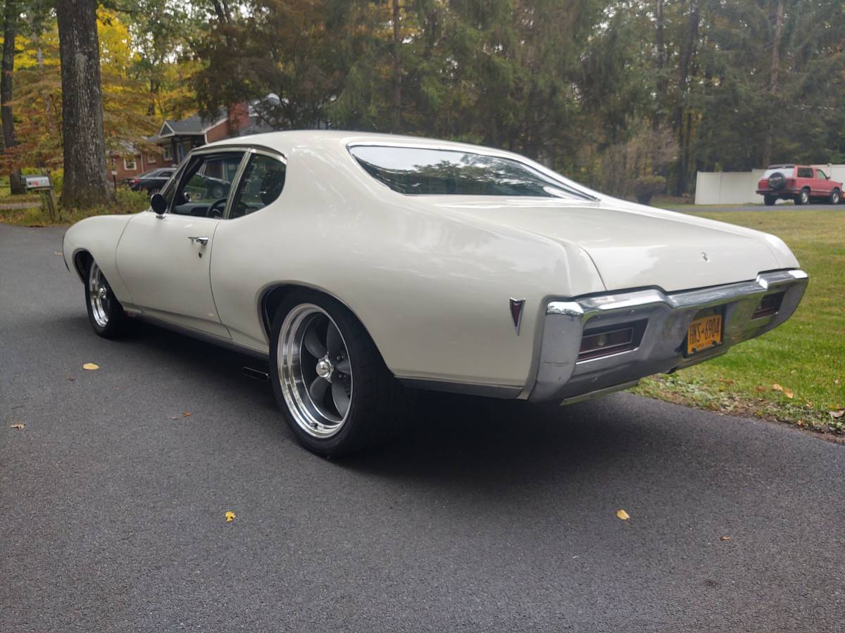 Pontiac-Lemans-1968-8