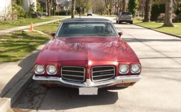 Pontiac-Luxury-lemans-1972-5