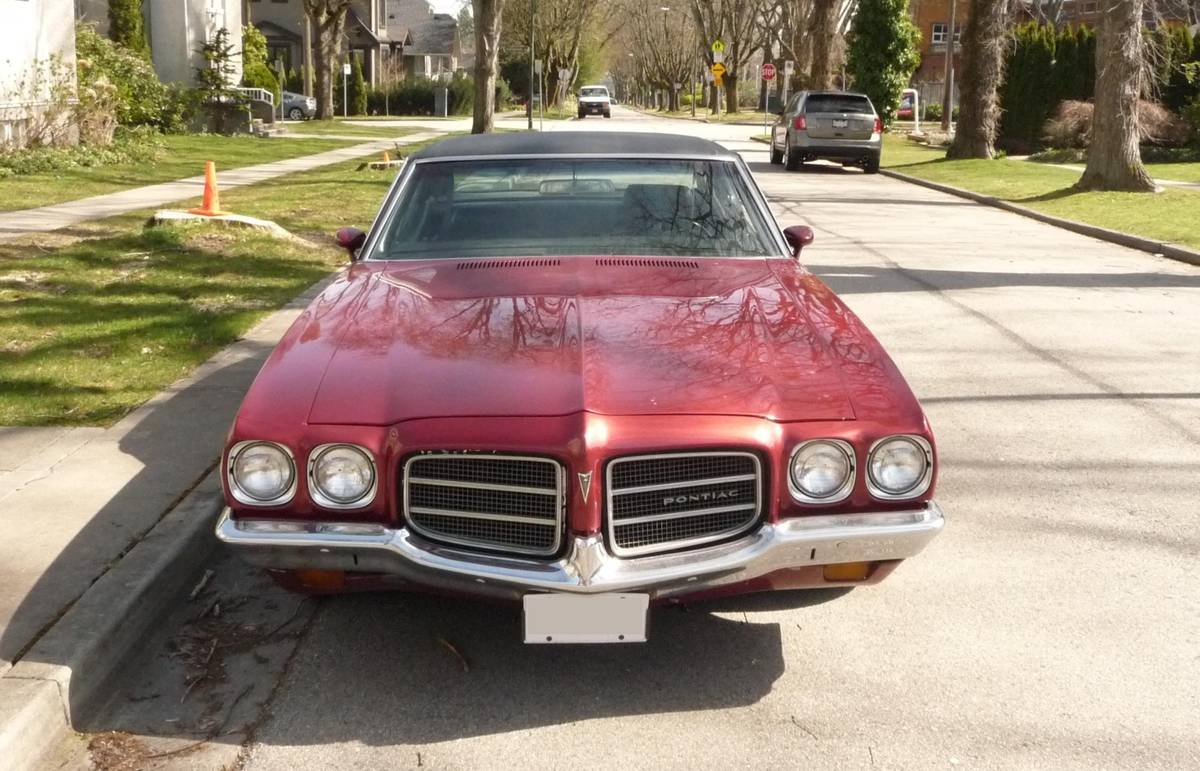 Pontiac-Luxury-lemans-1972-5