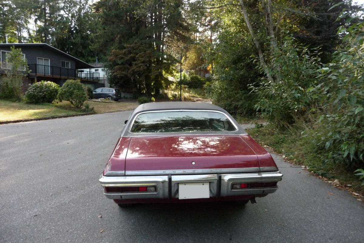 Pontiac-Luxury-lemans-1972-6