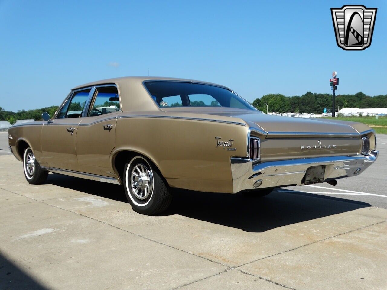 Pontiac-Tempest-Berline-1966-5