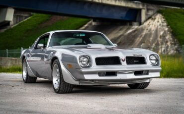 Pontiac-Trans-Am-1976-21