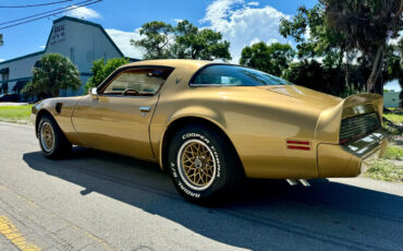 Pontiac-Trans-Am-1979-2