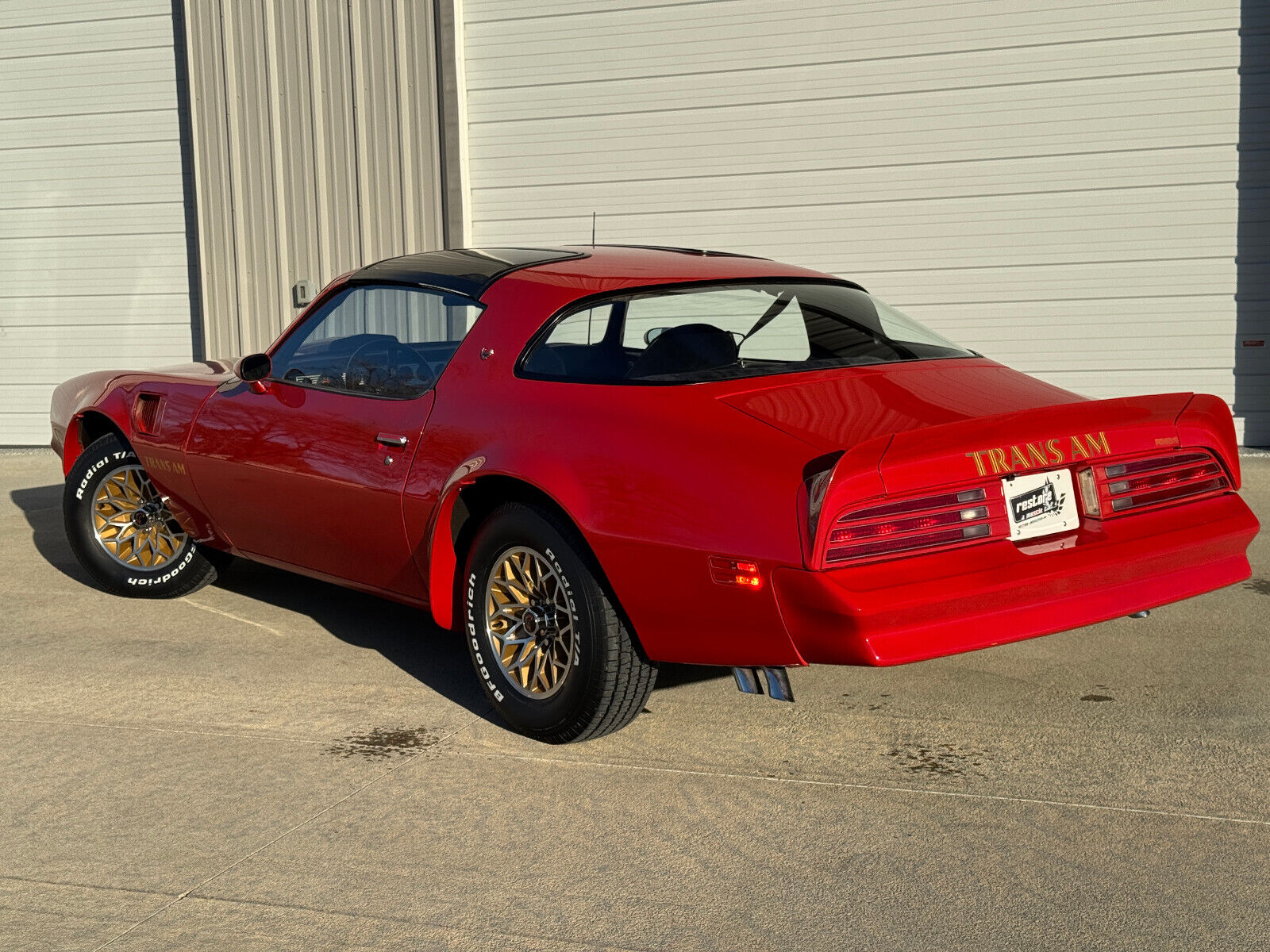 Pontiac-Trans-Am-Coupe-1977-4