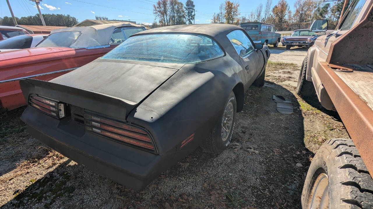 Pontiac-Trans-Am-Coupe-1977-4