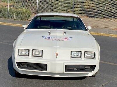 Pontiac-Trans-Am-Coupe-1979-2