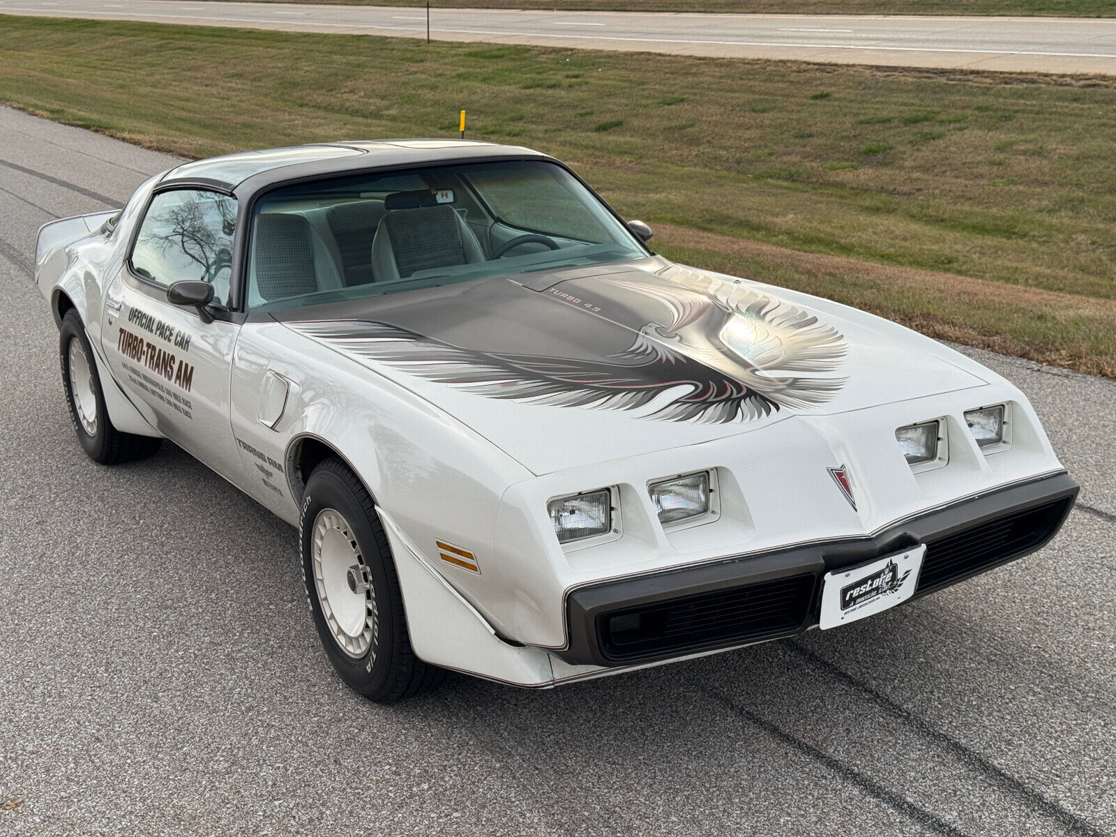 Pontiac-Trans-Am-Coupe-1980-1